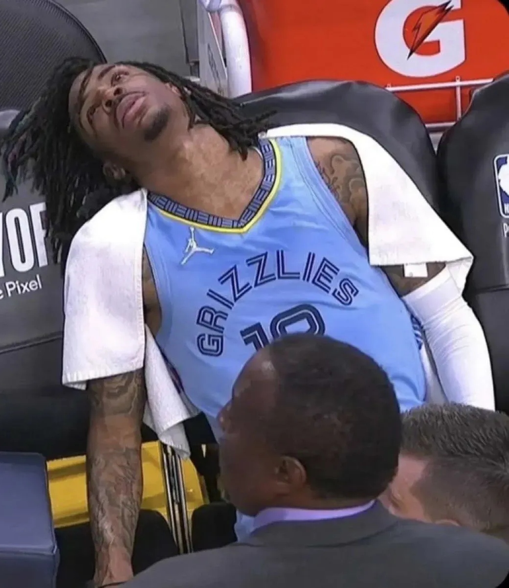 世俱杯参赛资格-火箭逆转国王，莫兰特统治全场的简单介绍