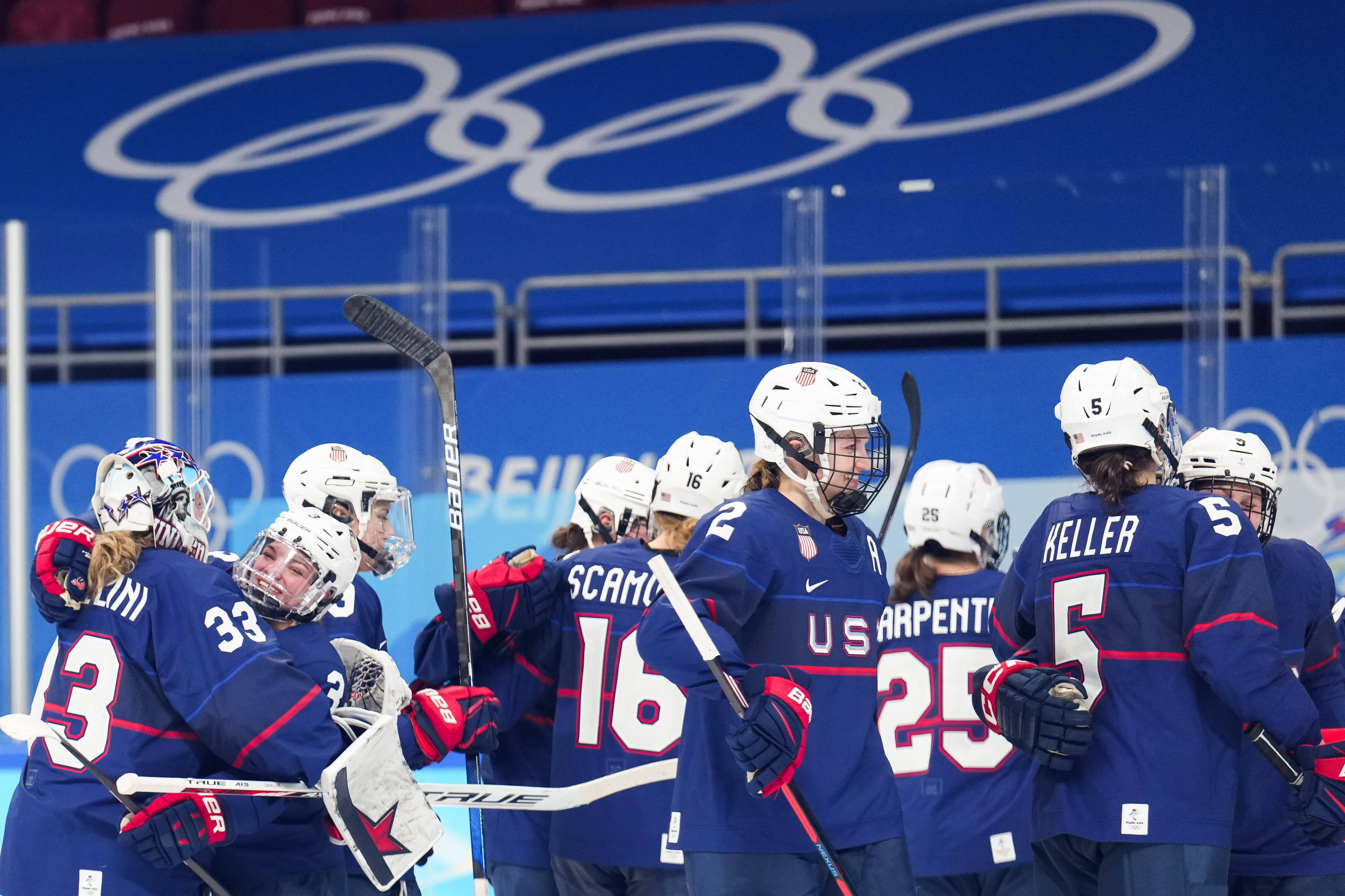 世俱杯参赛资格-史诗对决！冰球上演极限翻盘的简单介绍