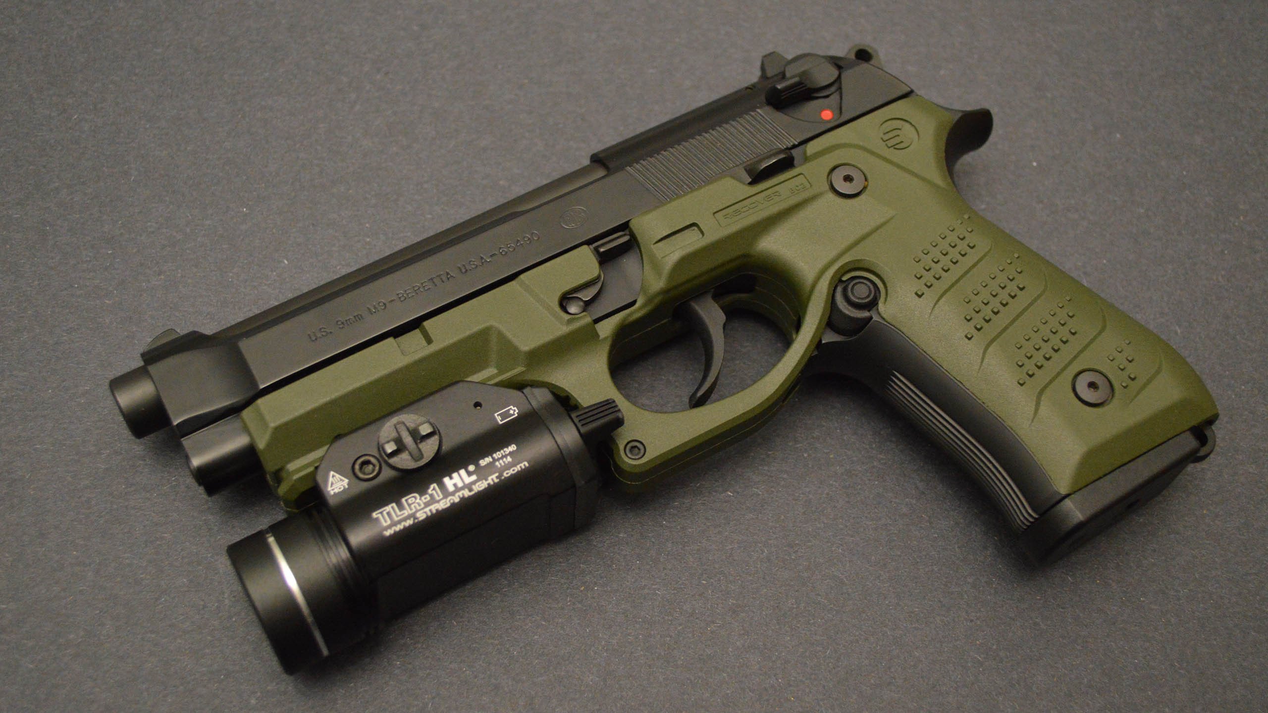 世俱杯时间-武切维奇凿穿内线，独行侠鏖战擒鹿，篮球哲学的光影碰撞