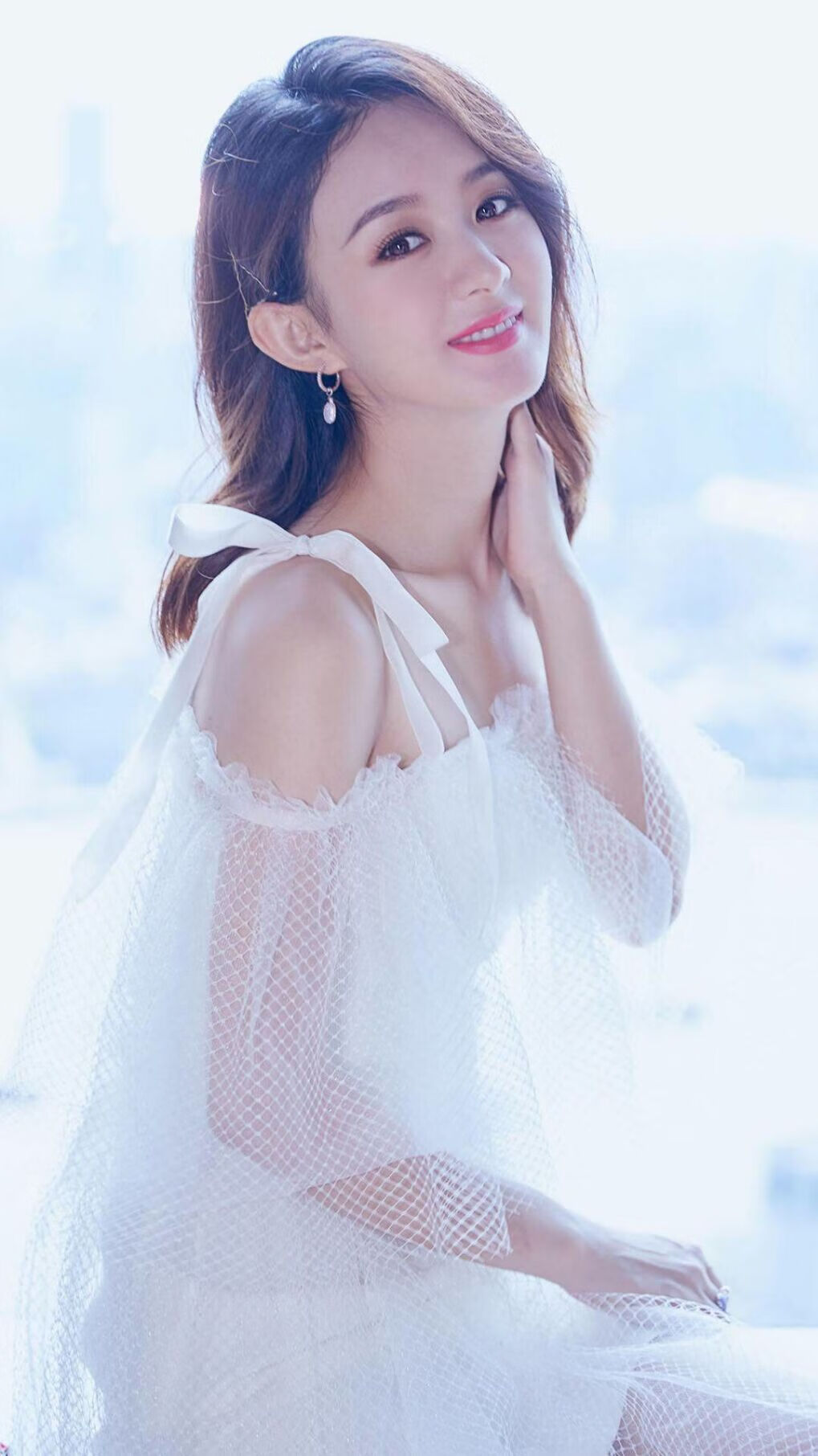 世俱杯参赛资格-铁幕崩塌！美国资本风暴冲垮德甲堡垒，门迪化身黑色高墙终结旧时代