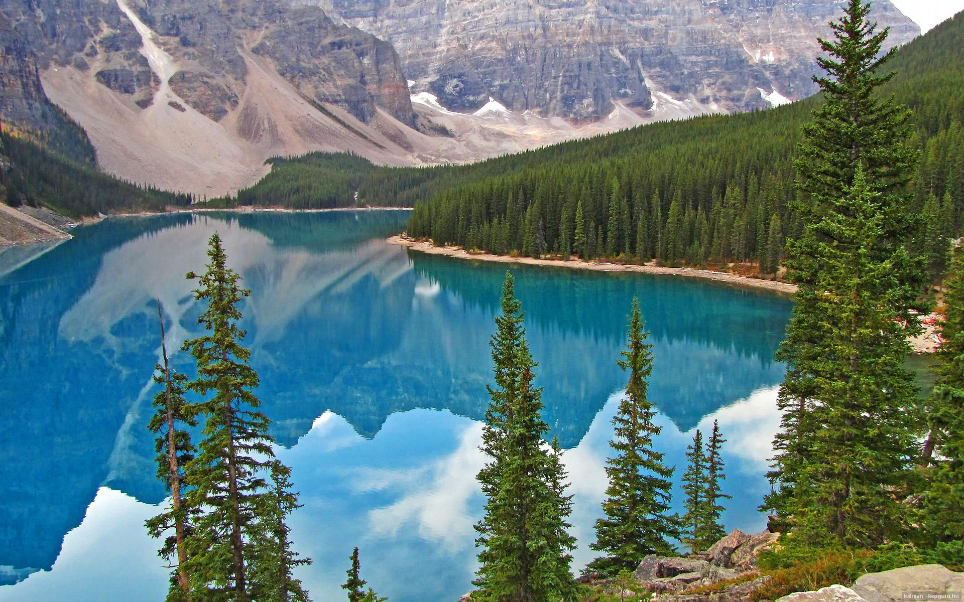 世俱杯决赛-拉什福德关键战不手软，解码塞内加尔与委内瑞拉的硬仗基因对决