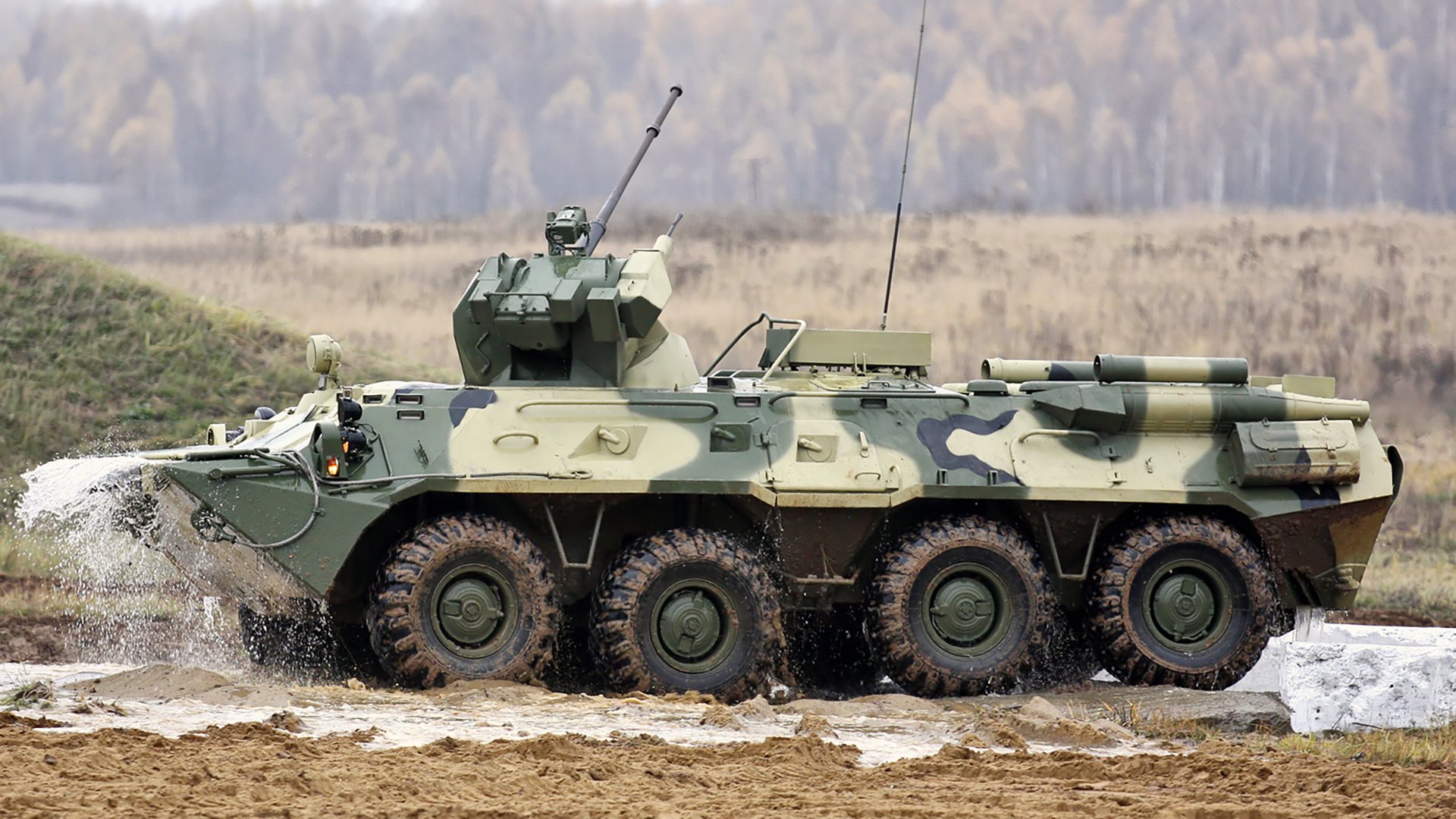 世俱杯奖金-绿茵场与硬木地板的交响，当欧冠鏖战邂逅利拉德之夜